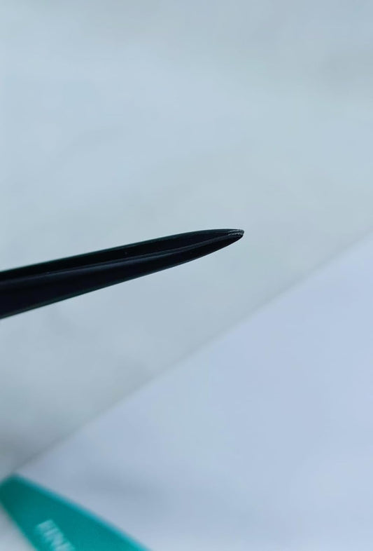 Straight Tweezer – Precision Hair Removal Tool