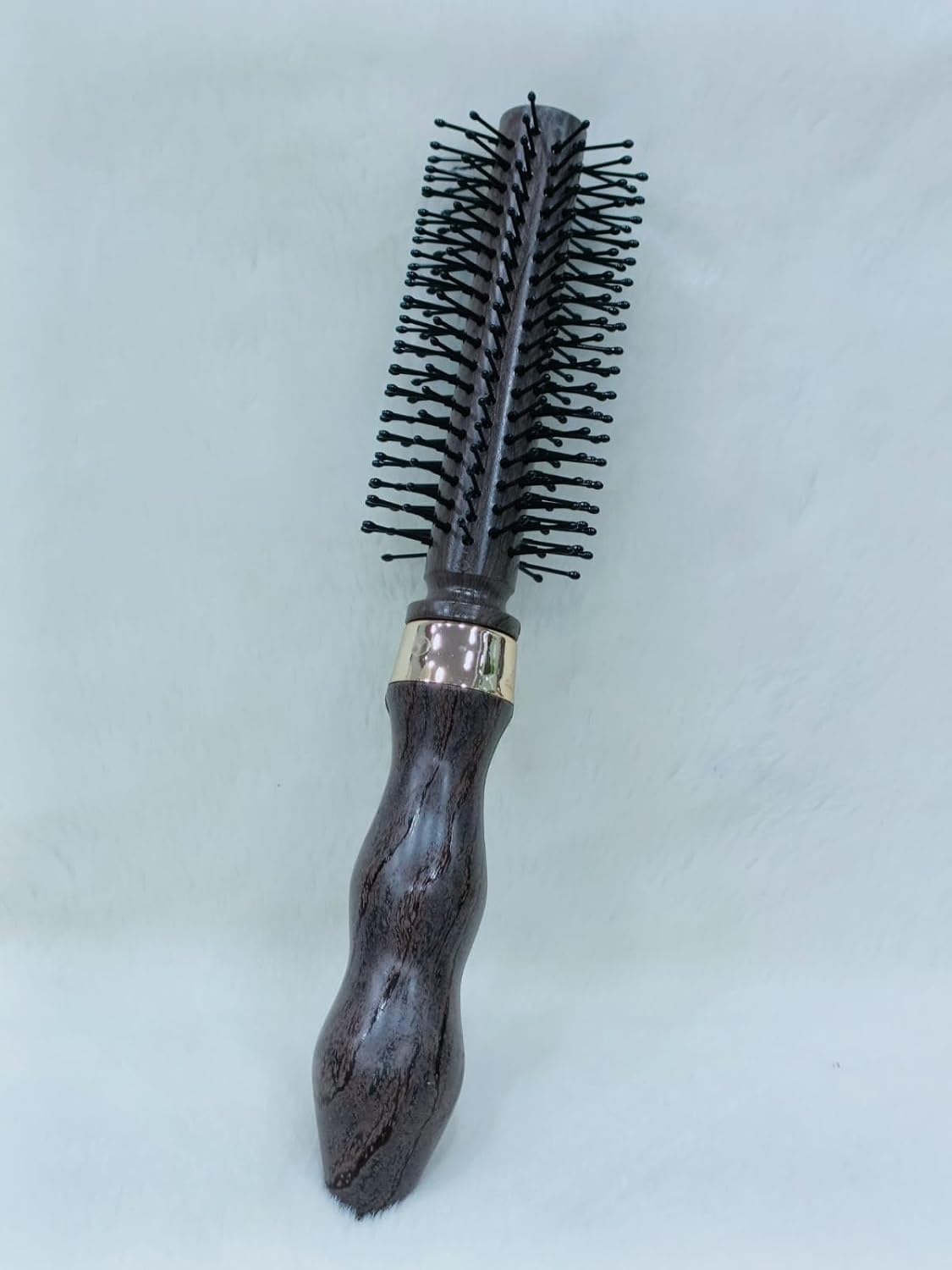 Round Hair Brush featuring a natural wooden handle use men & women