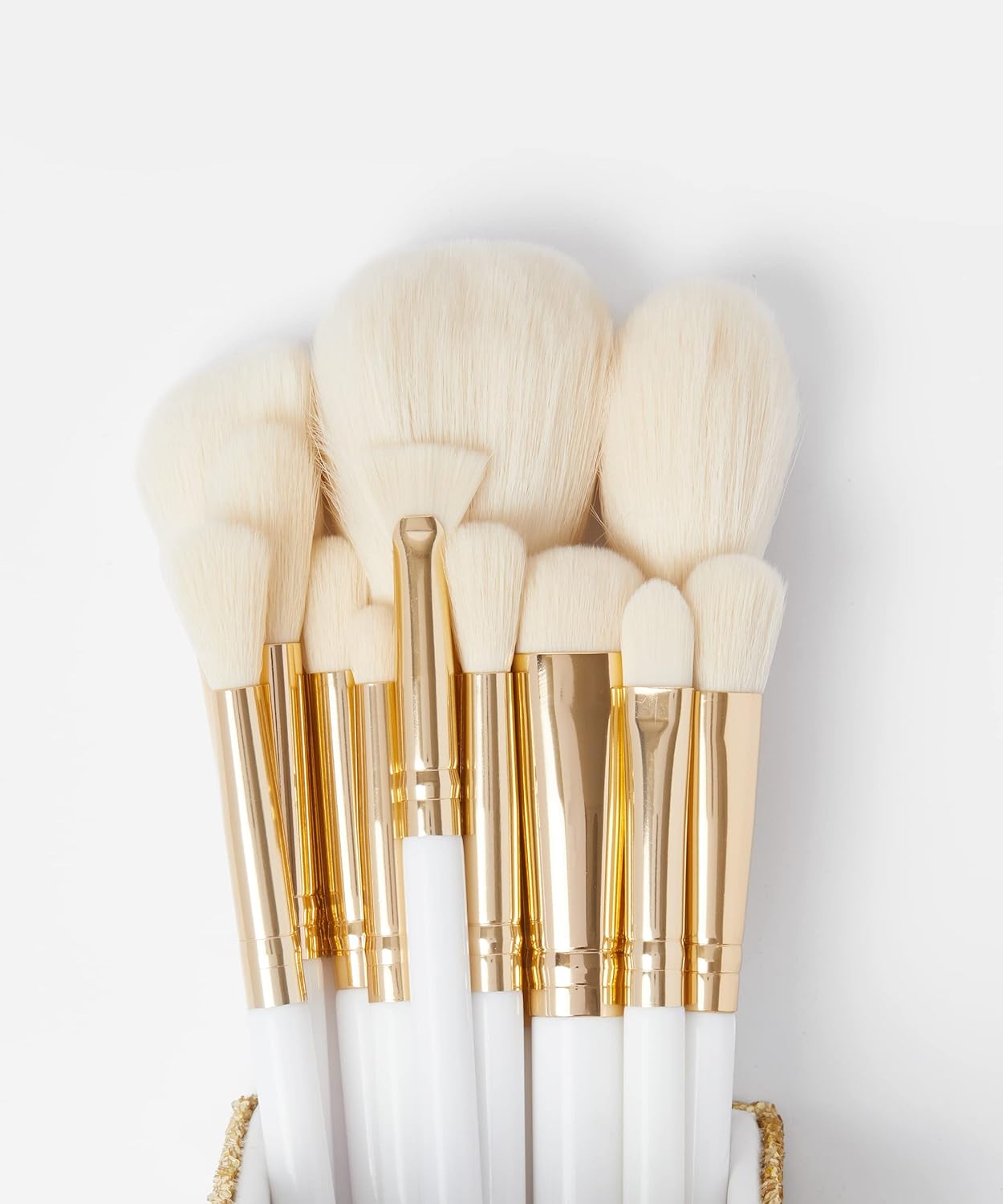 BH HoHo Holidays “There’s Snowbody Like You” 12-Piece Brush Set!