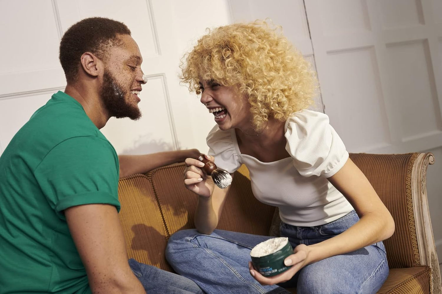 The Body Shop Wooden Shaving Brush