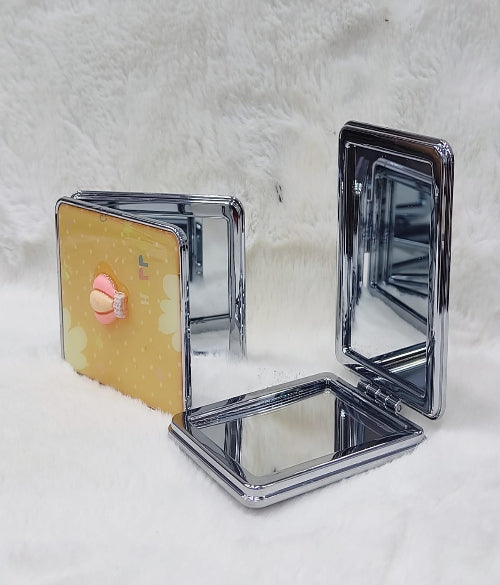 Compact Mirror