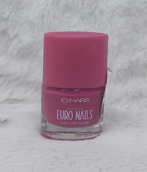 Nail Lacquer with Glossy Gel Finish
