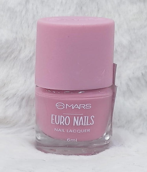 Nail Lacquer with Glossy Gel Finish