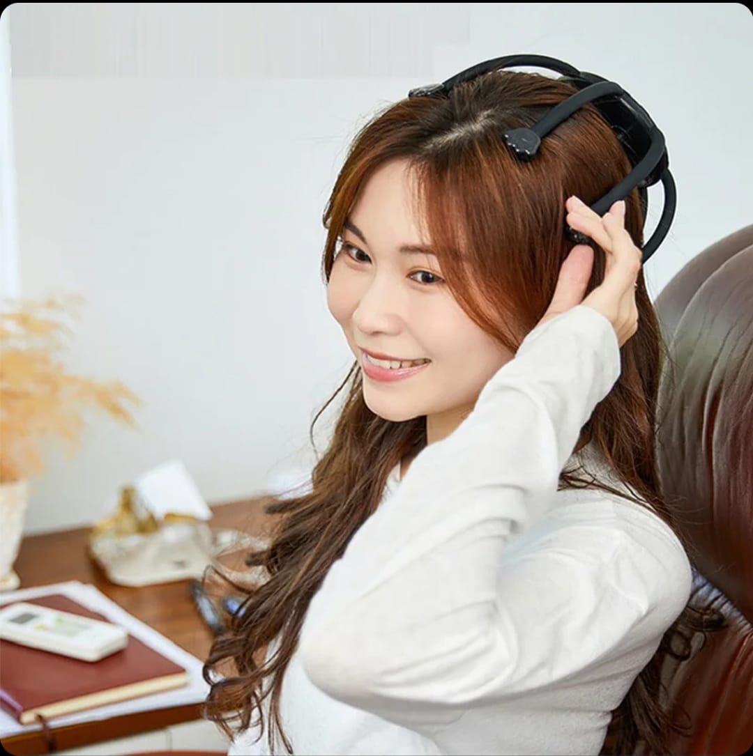 INTELLIGENT HEAD MASSAGE INSTRUMENT