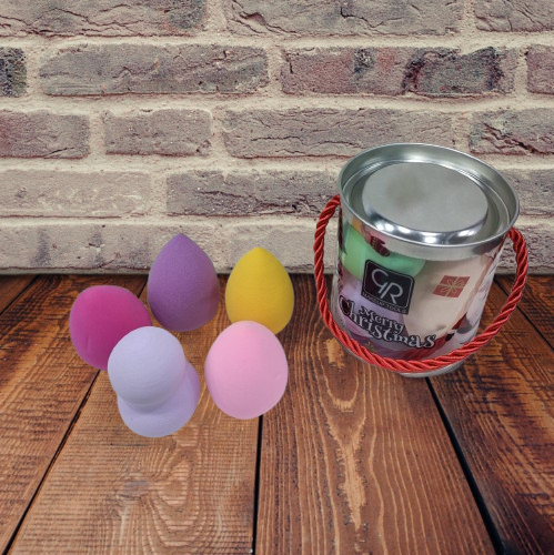 Merry Christmas Makeup Tools – Pack of 5 Pcs