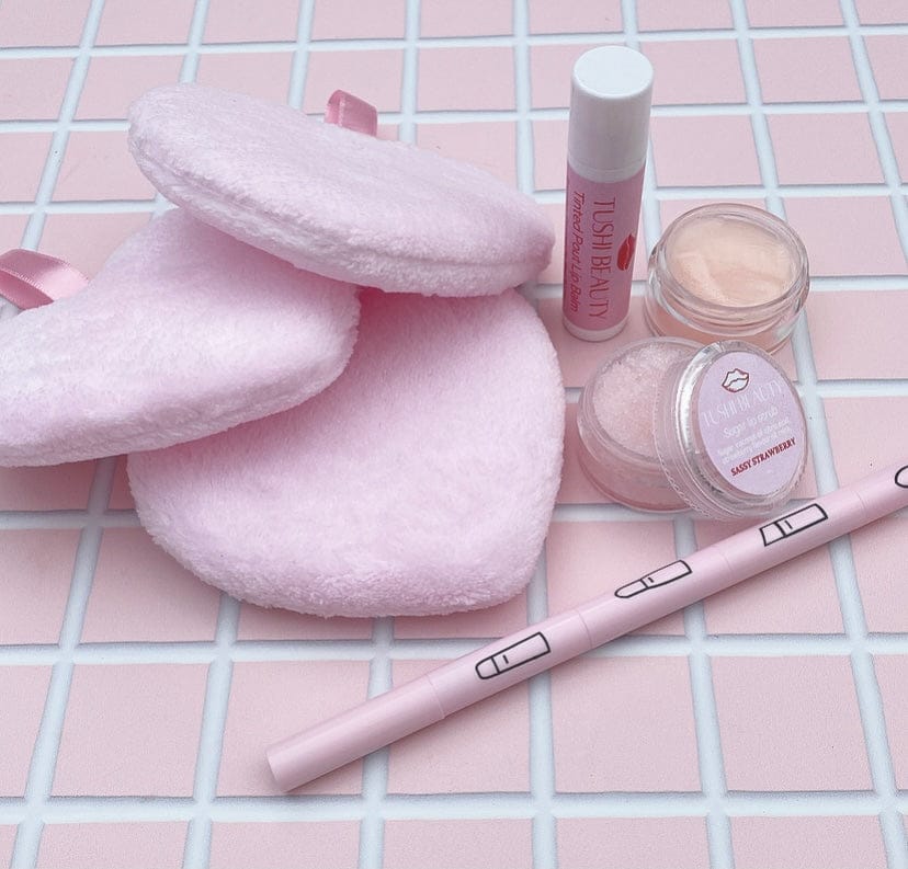 Heart-Shaped Facial Sponge β Soft, Reusable, & Lovingly Effective