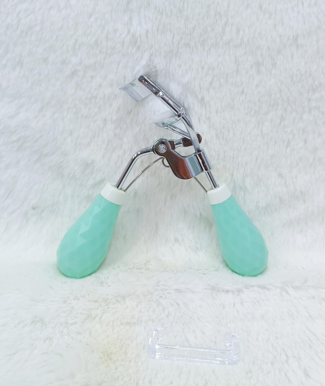 KELI Eyelash Curler β Pack of 1 !