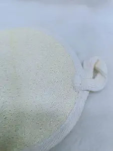 Oval Natural Bathing Loofah – Gentle Exfoliation & Fresh Skin