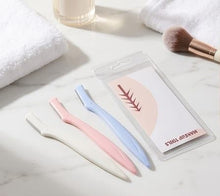 Face Razor for Women – Eyebrow Shaper & Facial Hair Removal Tool