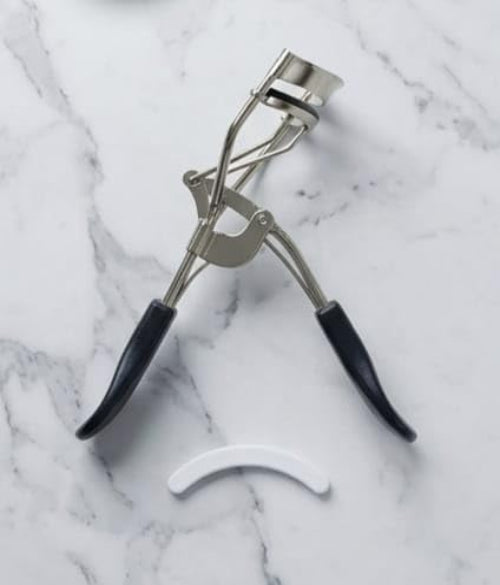 Eyelash Curler – Perfect Tool for Beautiful Curled Lashes