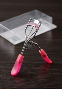 Eyelash Curler – Parlor Eye Makeup Accessory for Beautiful Curled Lashes