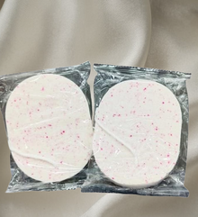 2 Pcs Face Cleaning Sponges!