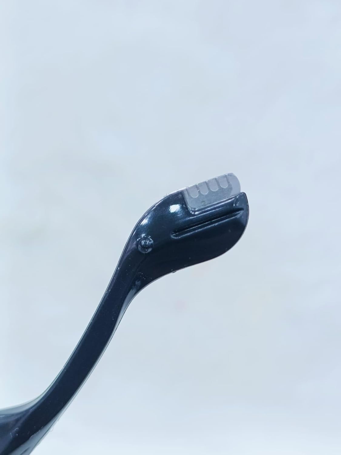 Mini Eyebrow Razor with Small Blade for Women &  Girls