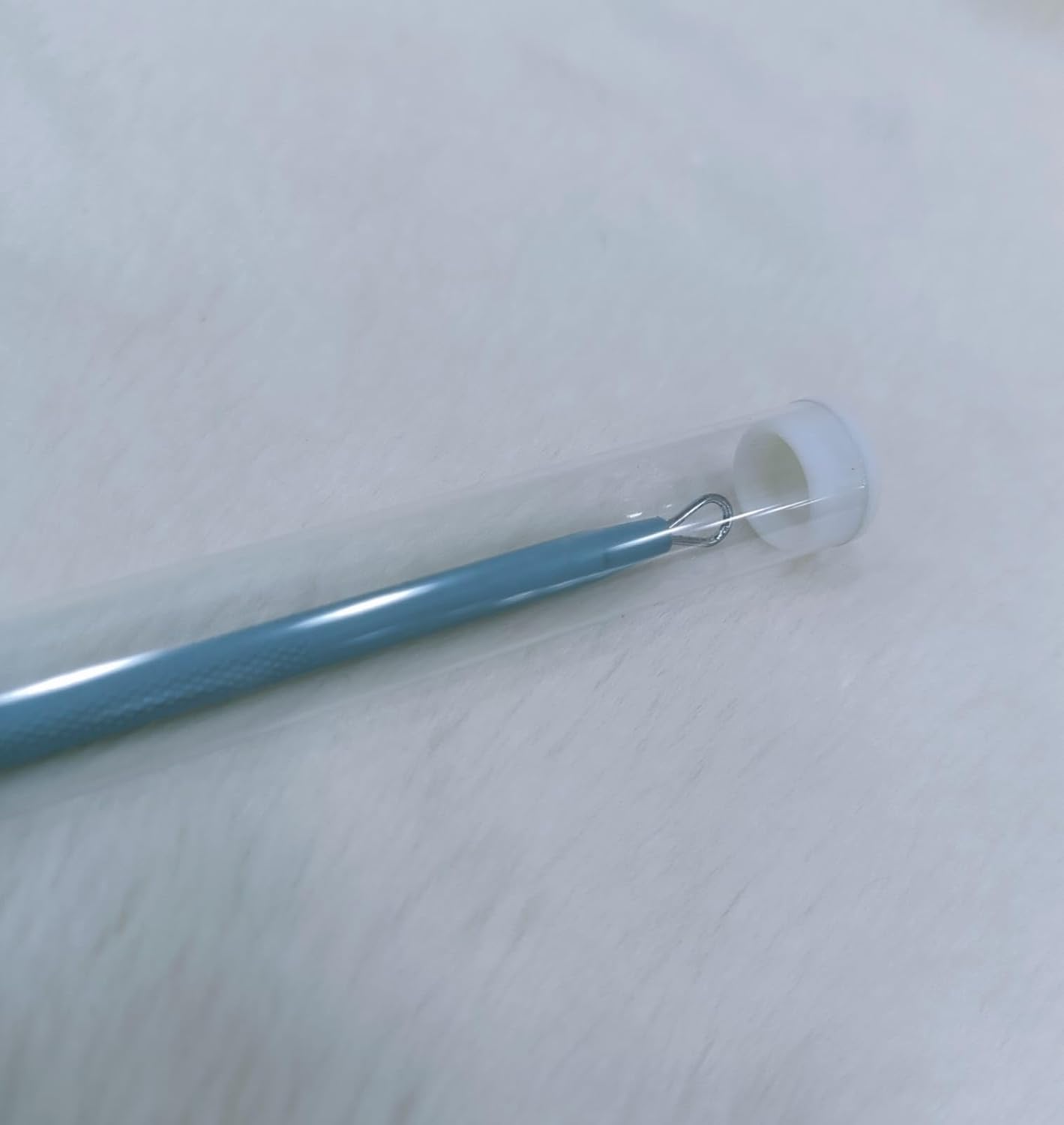 Blackhead Remover featuring a strong steel body, designed for precise and gentle skincare