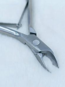 Nail Cuticle Cutter & Dead Skin Remover Fork with Nail Cleaner