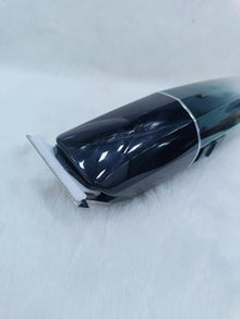 Professional Hair Clipper for Men & Saloon Use (KM-880) – Powerful & Precise Grooming