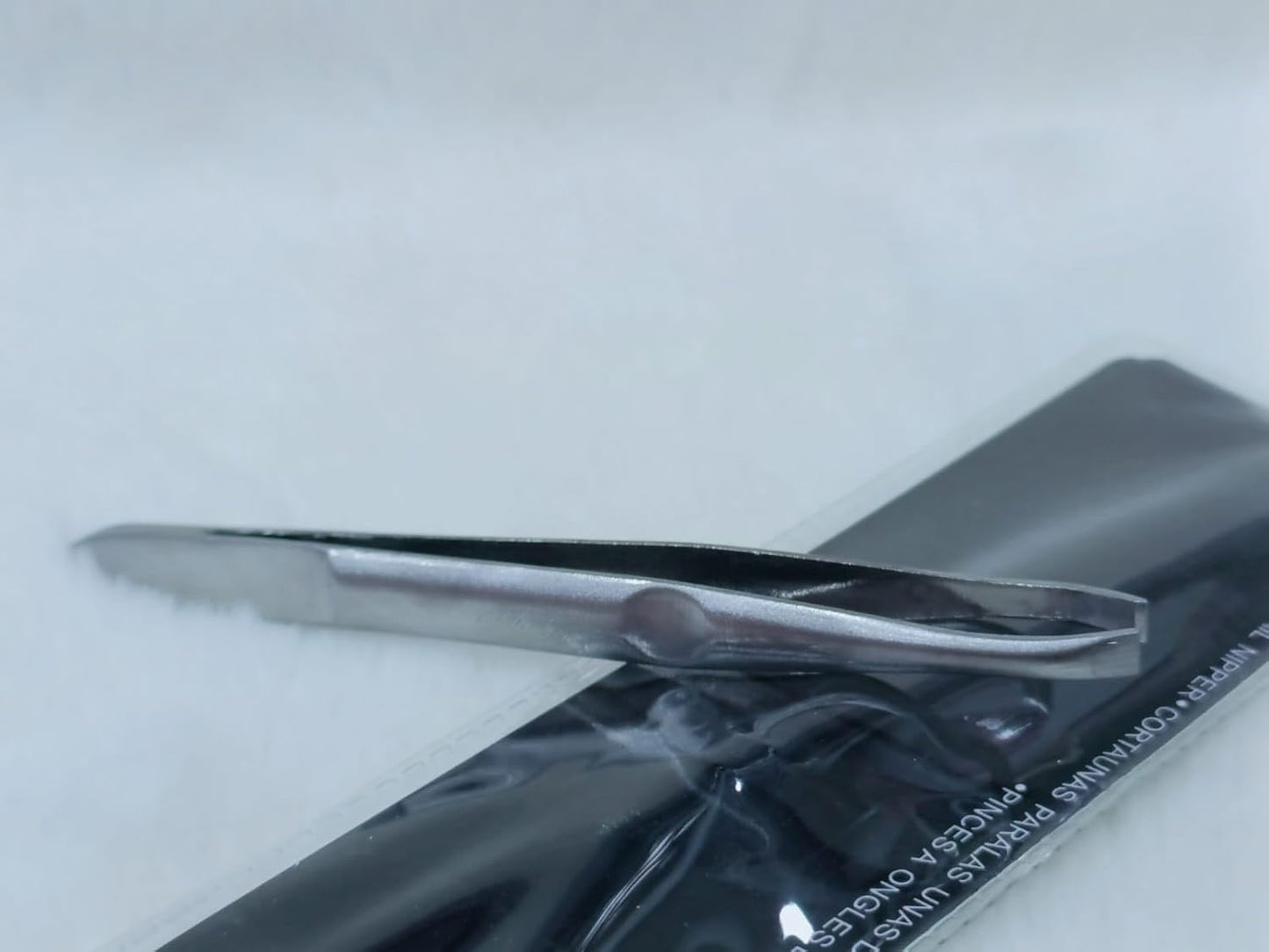 Plucker for Eyebrows – Hair Removal Tool for Women