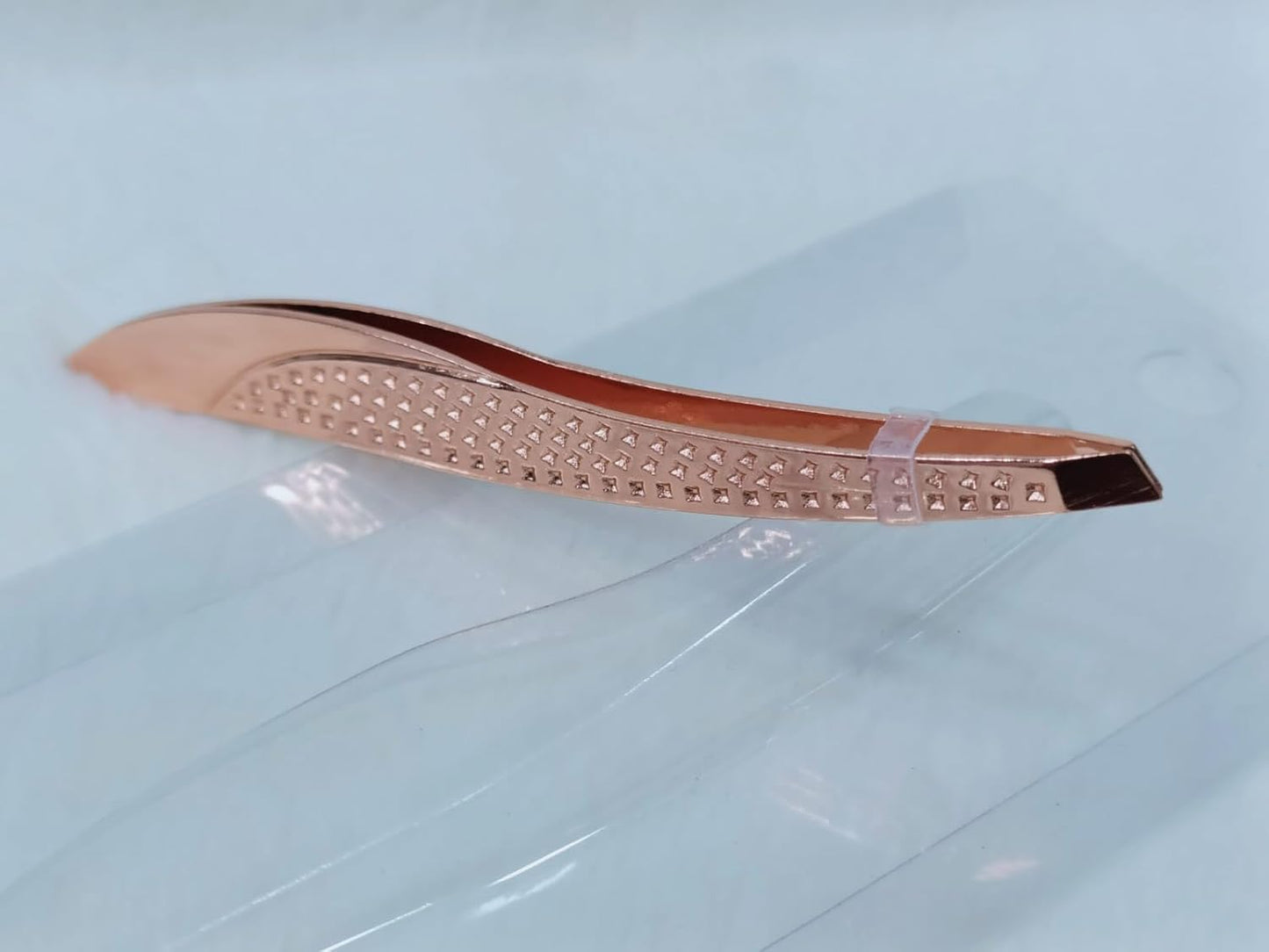 Eyebrow Tweezers – Professional Stainless Steel Tweezers