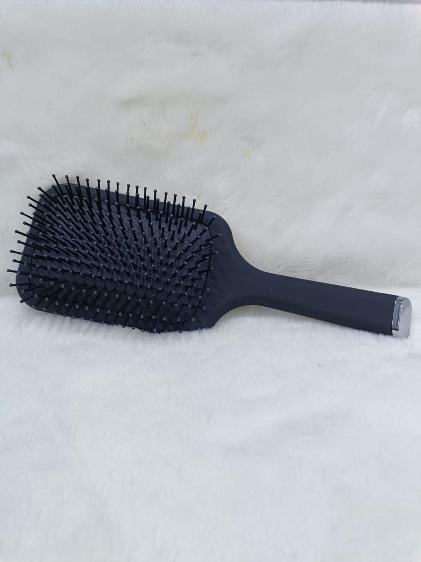 BLACK PADDLE HAIR BRUSH