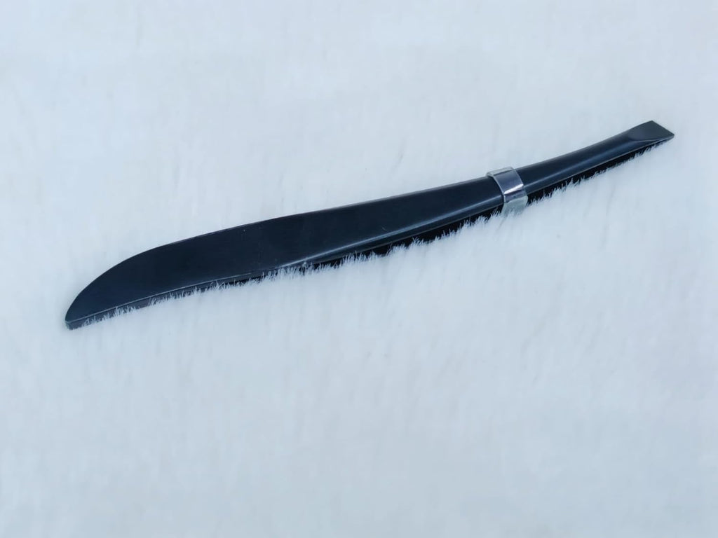 Slant Tip Tweezer Plucker – Black Precision Grooming Tool