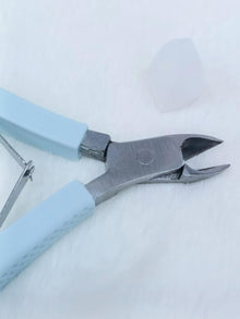Cuticle Cutter with Rubber Handle – Stainless Steel Nail Nipper