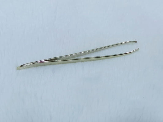 Tweezer – Slant Tip Plucker for Face & Eyebrow Hair Removal
