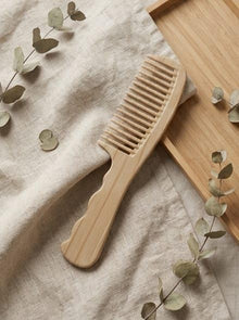 Hair Comb (Model No. 2027A)