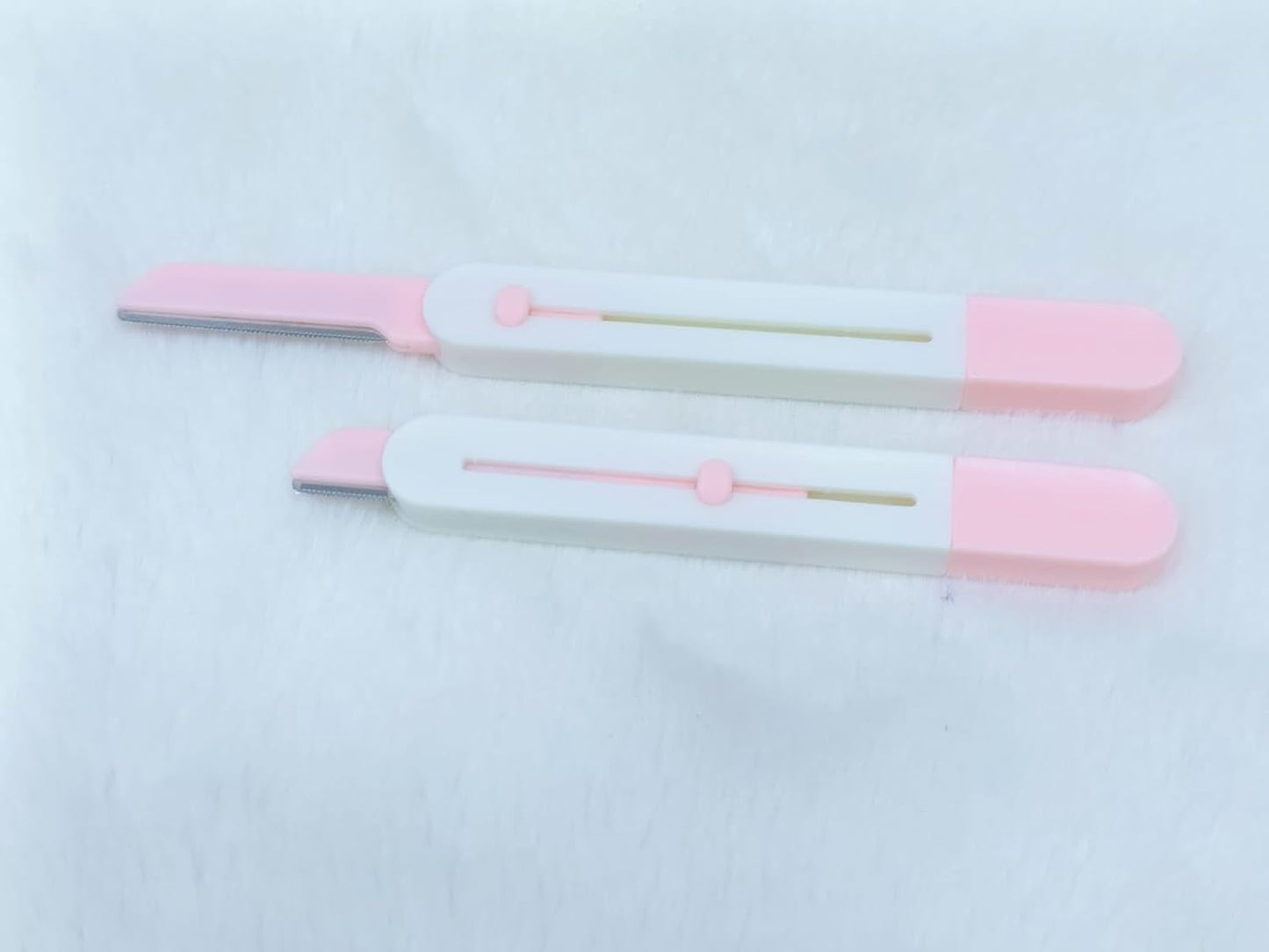 Traveling Size Eyebrow Razor for Women & Girls