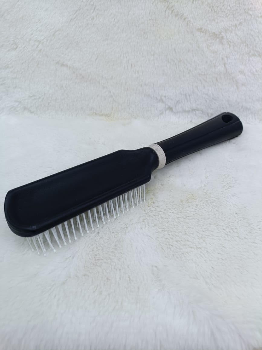 Styling Hair Brush – Smooth, Shine & Style Like a Pro!