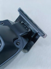 Professional Hair Clipper (GW-9736) – Precision Meets Performance