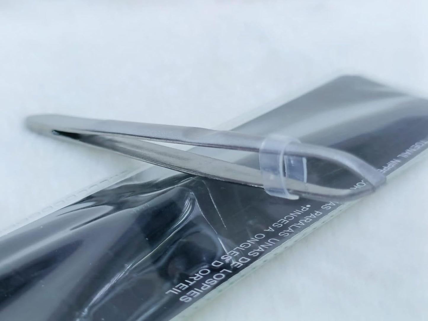 Plucker for Eyebrows – Hair Removal Tool for Women