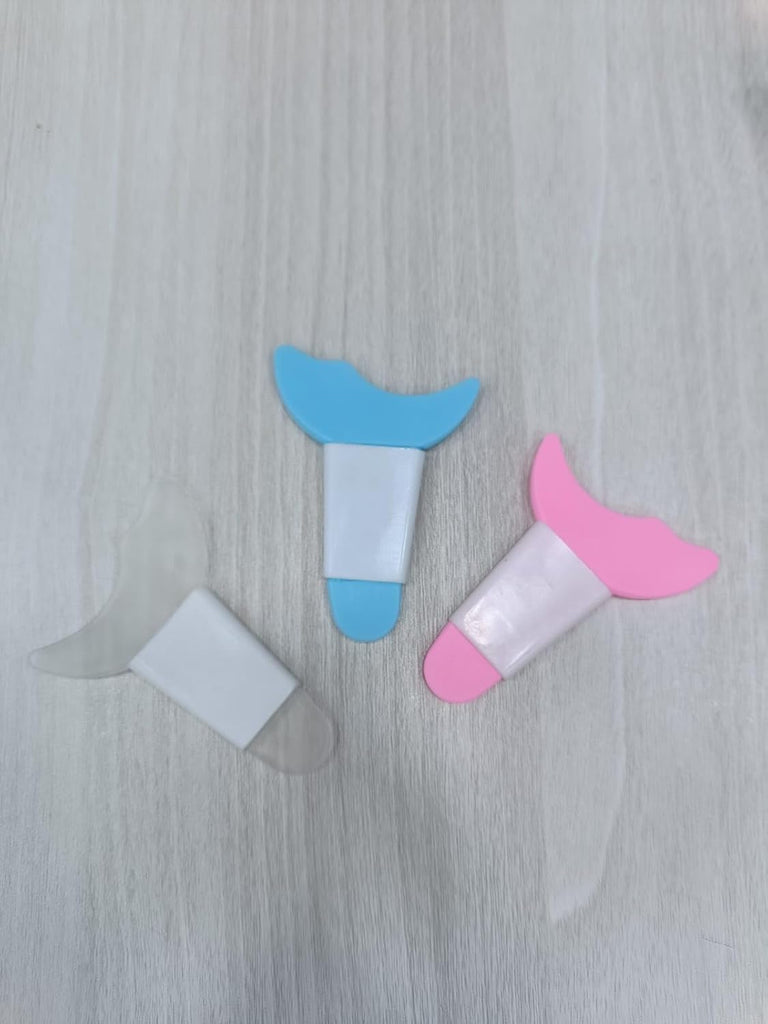 Silicone 3 In 1 Eye Makeup Tool – Professional Beauty Essential