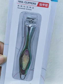 Nail Clipper with Catcher