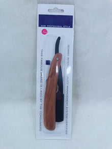 Wooden Handle Straight Edge Razor – Professional Grooming Tool
