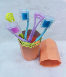 Plastic Travel Toothbrush Holder – Compact & Hygienic Storage