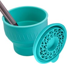 Makeup Brush Cup – Foldable Travel Brush Cup