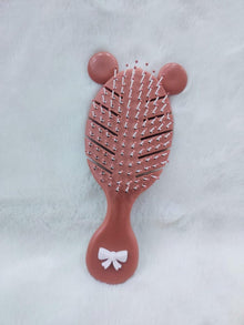 Mini Detangler Hair Brush – Compact & Tangle-Free Hair Care