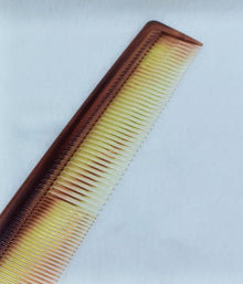 Plastic Hair Comb (09) – Everyday Hair Grooming Essential