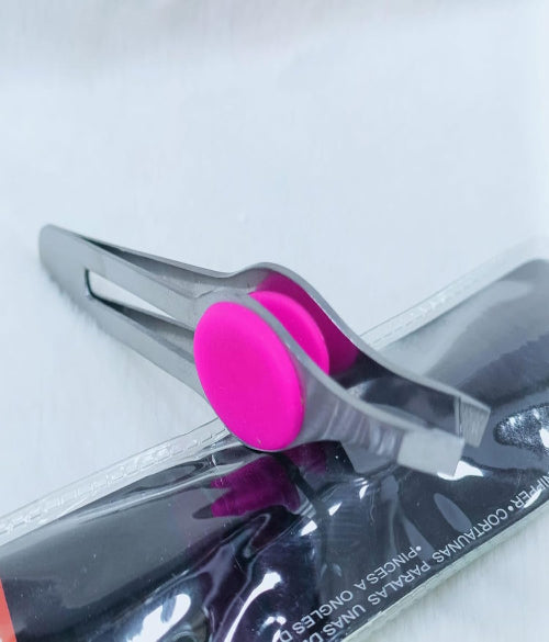 Tweezer for Eyebrows, Ingrown Hair and Facial Hair – Sharp Precision Tweezer for Women and Men