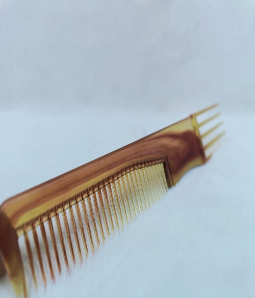 Plastic Hair Comb (04) – Everyday Hair Care Essential