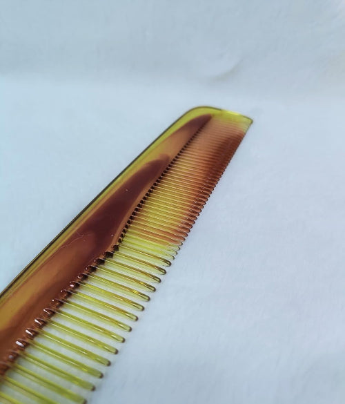 Plastic Hair Comb (06) – Comfortable Daily Grooming Tool