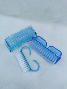 Fingernail Brush for Nail Cleaning and Scrubbing – Set of 3