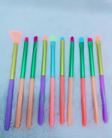 Makeup Brush Set of 14 for Women & Girls – Daily Home Use