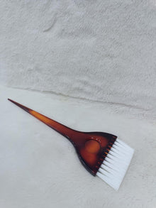 Hair dye brush