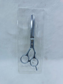 Professional Hair Thinning Scissor – Smooth & Precise Hair Styling