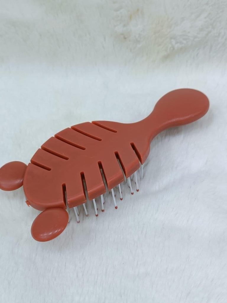 Small hair brush Small Hair Brush – Compact, Gentle & Perfect for Everyday Grooming