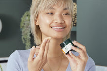 The Body Shop Vitamin C Glow Boosting Moisturizer (50ML)