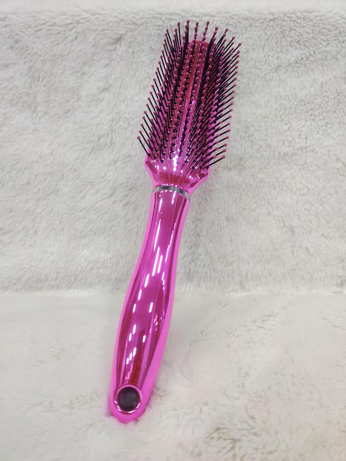 Detangle Hair Brush – Smooth, Gentle & Pain-Free Styling