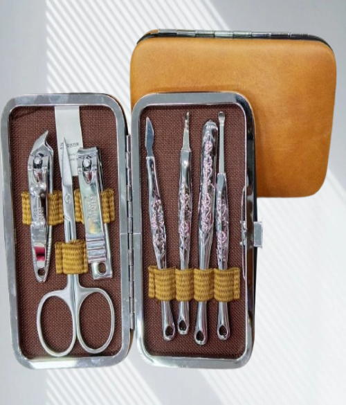 7-in-1 Manicure Pedicure Nail Clippers Kit – All-in-One Grooming Essential!