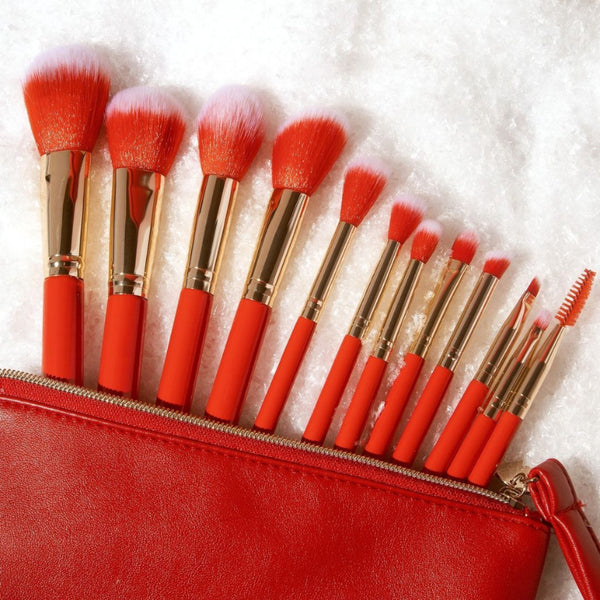 BH Cosmetics Miss Claus Fa La La Fierce 12-Piece Brush Set